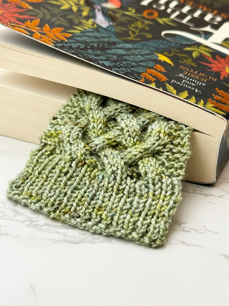 Bookmark Knitting Pattern (Celtic Cable) - Handy Little Me Shop