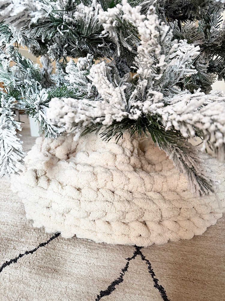Farmhouse Crochet Tree Skirt Pattern - Handy Little Me Shop