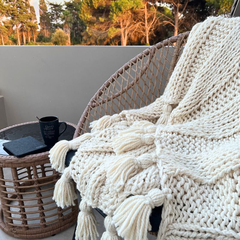 Chunky Knit Blanket Pattern - Handy Little Me Shop