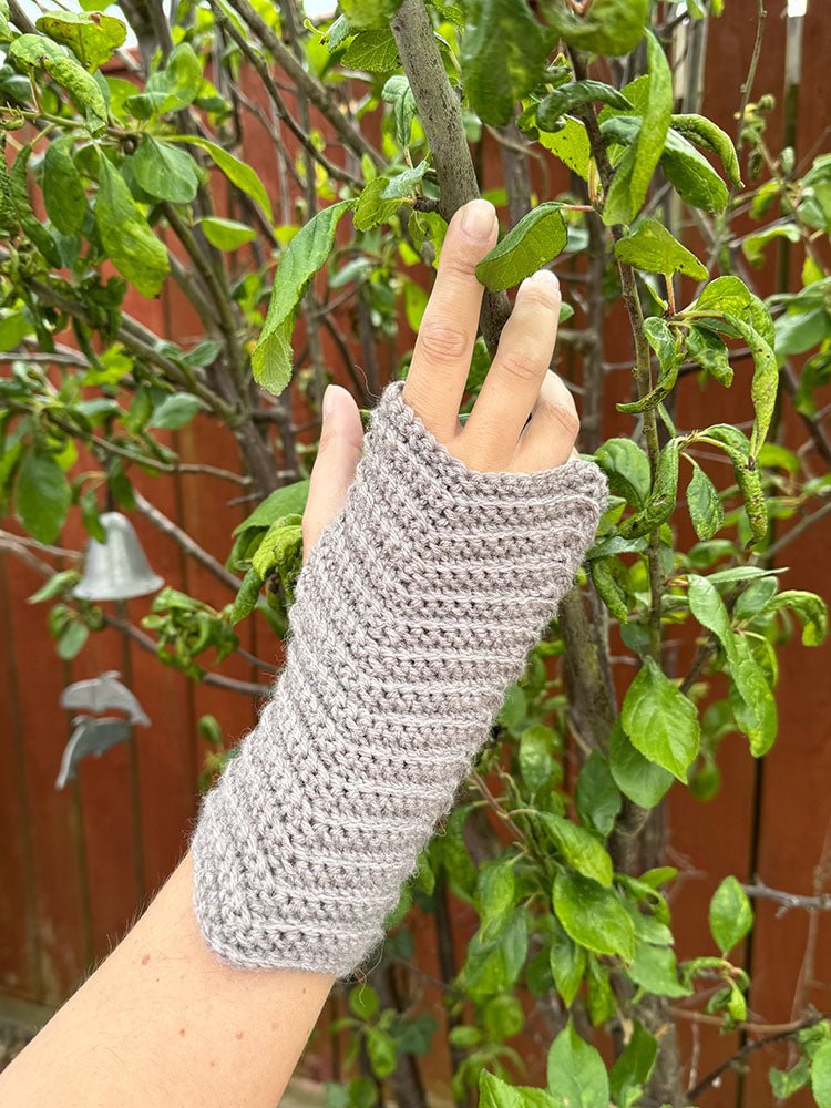 Healing Hands Mitts Crochet Pattern - Handy Little Me Shop