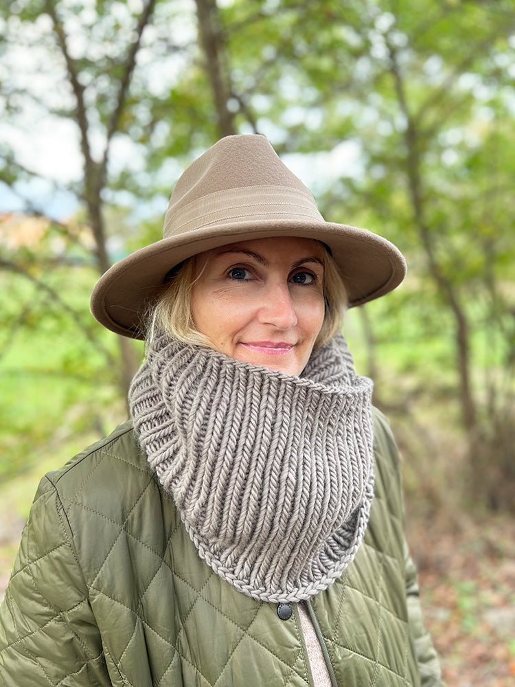 Infinity Scarf Knitting Pattern (Fisherman's Rib Stitch) - Handy Little Me Shop