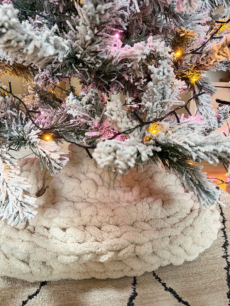 Farmhouse Crochet Tree Skirt Pattern - Handy Little Me Shop