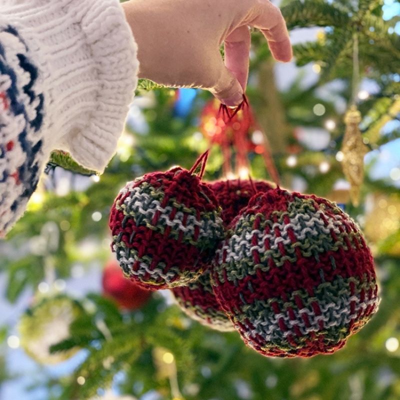 The Handy Knitter Issue 12 - Dec (Second Edition) - Handy Little Me Shop