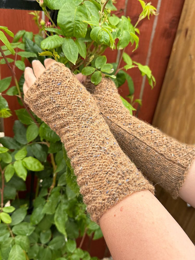 Mist Of The Highlands Mittens Knitting Pattern - Handy Little Me Shop