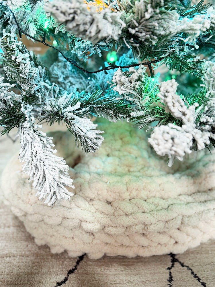 Farmhouse Crochet Tree Skirt Pattern - Handy Little Me Shop