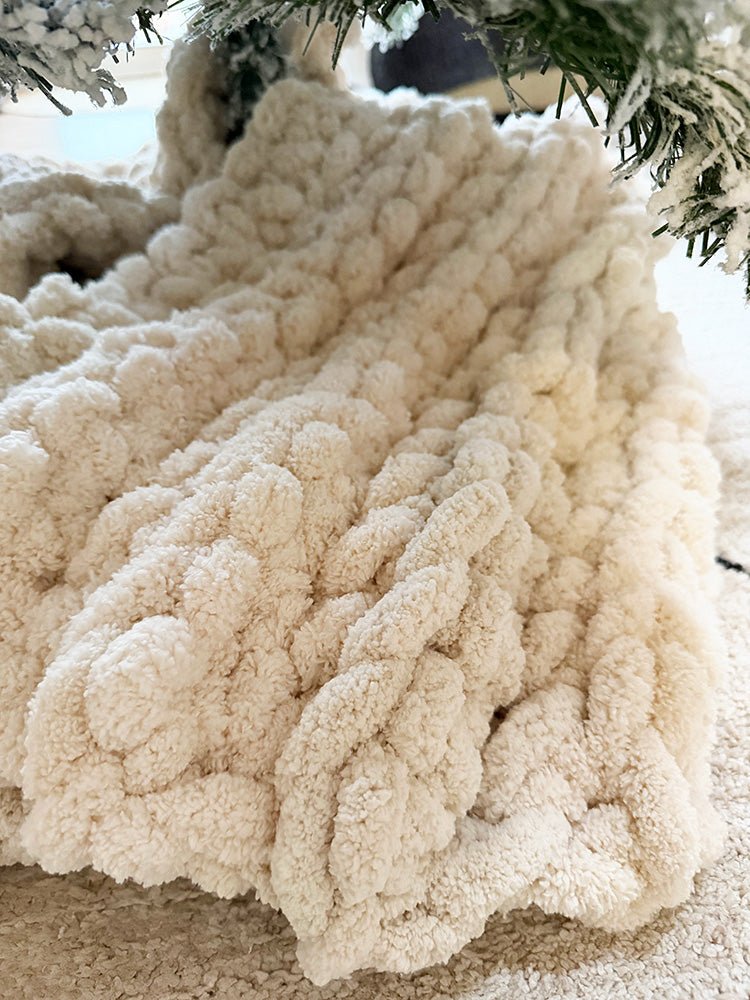 Farmhouse Crochet Tree Skirt Pattern - Handy Little Me Shop