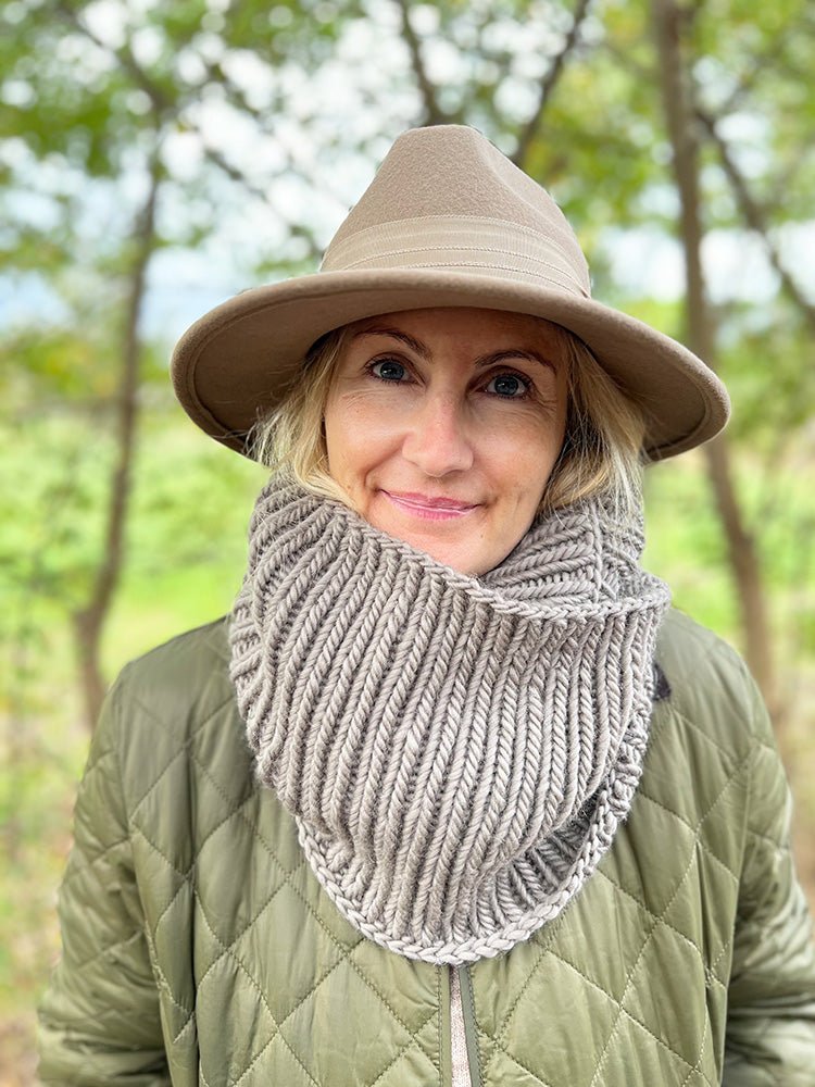 Infinity Scarf Knitting Pattern (Fisherman's Rib Stitch) - Handy Little Me Shop