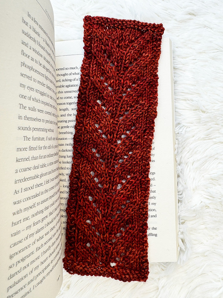 Willow Bookmark Knitting Pattern