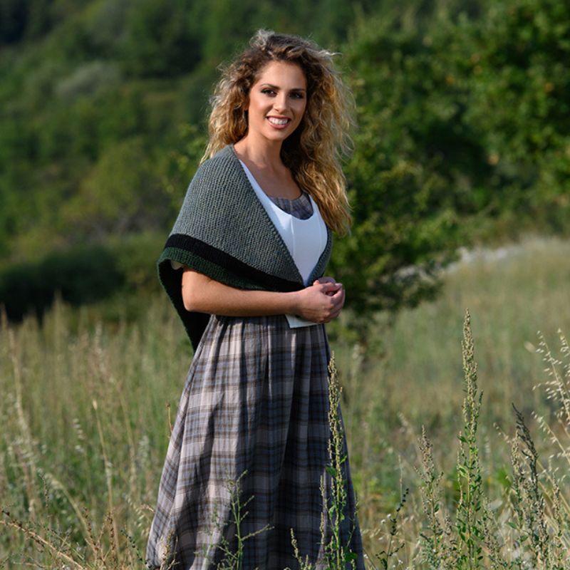 Outlander Claire's Rent Shawl Knitting Pattern - Handy Little Me Shop