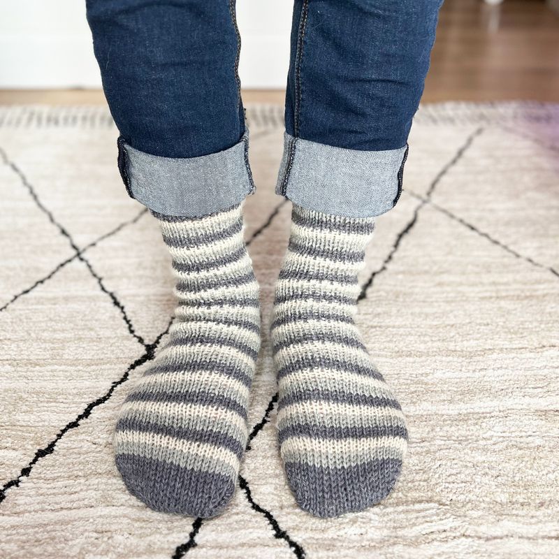The Handy Knitter Issue 9 - Sep (Second Edition) - Handy Little Me Shop