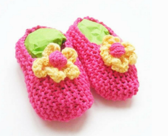 Baby Girl Slippers Knitting Pattern