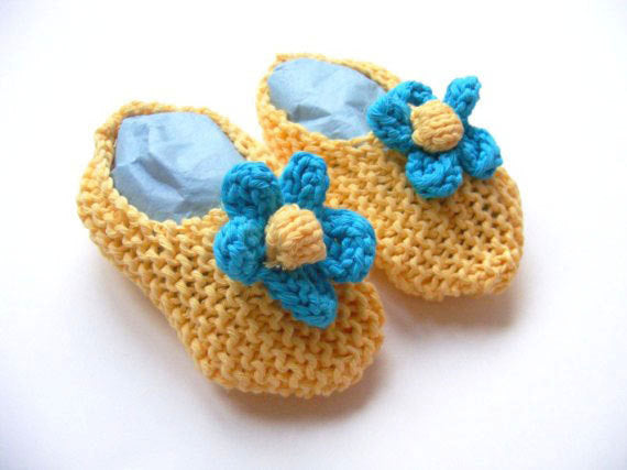 Baby Girl Slippers Knitting Pattern
