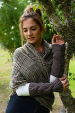 Outlander Claire cable knit arm warmers