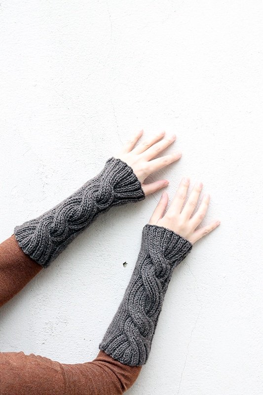 Cable knitted wrist warmers