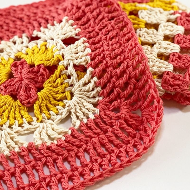 Crochet Washcloth Pattern {Granny Squares} - Handy Little Me Shop