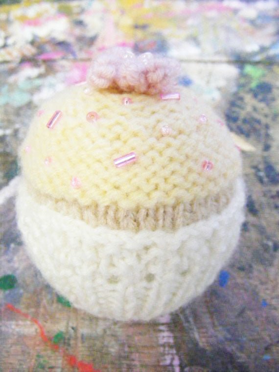 Cupcake Knitting Pattern - Handy Little Me Shop