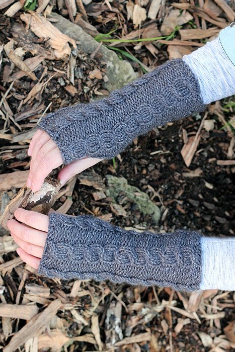 Geillis Fingerless Gloves Knitting Pattern - Handy Little Me Shop