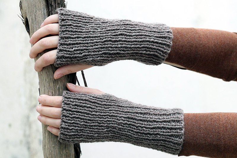 The Handy Knitter Issue 9 - Sep - Handy Little Me Shop