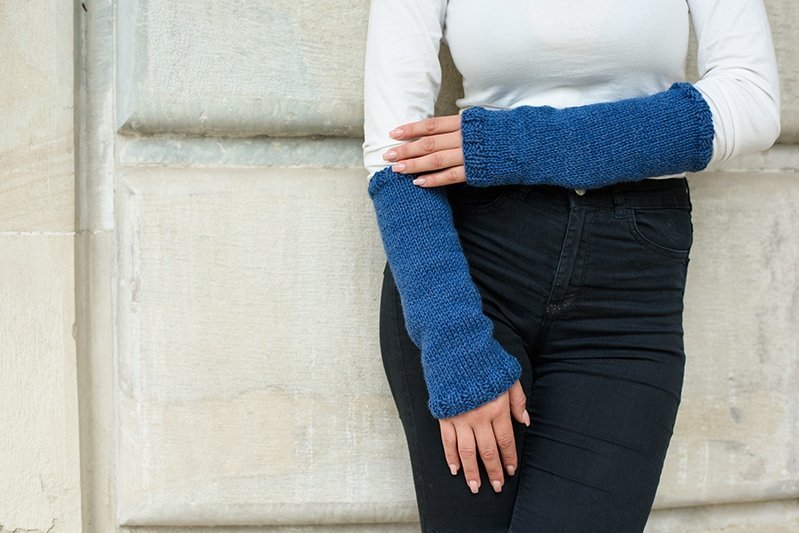 Je Suis Prest Arm Warmers Knitting Pattern - Handy Little Me Shop