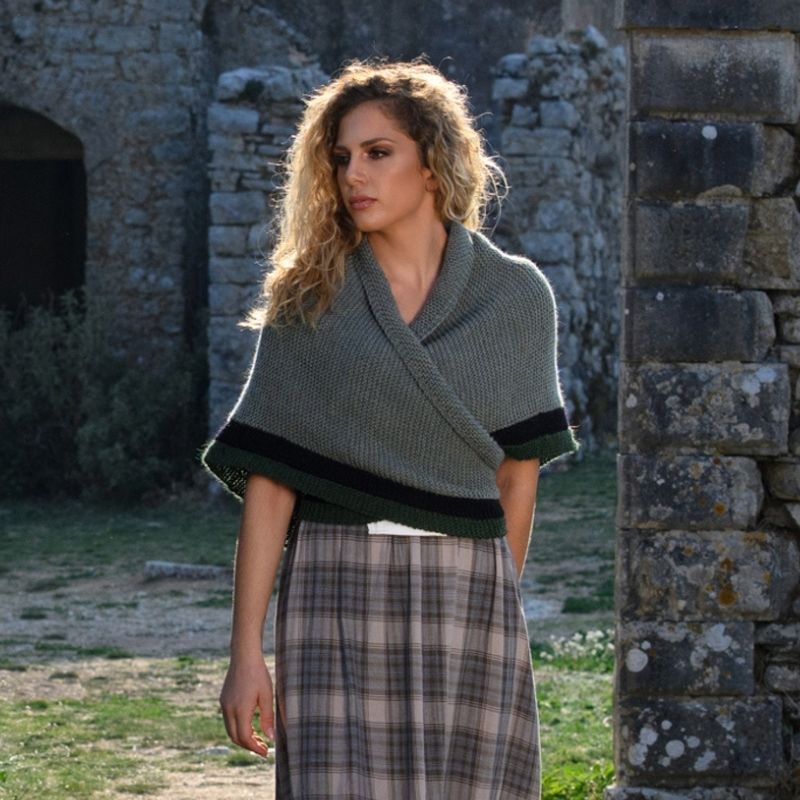 Outlander Claire's Rent Shawl Knitting Pattern - Handy Little Me Shop