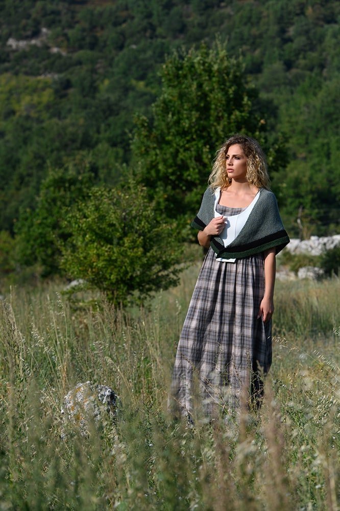 Outlander Claire's Rent Shawl Knitting Pattern - Handy Little Me Shop