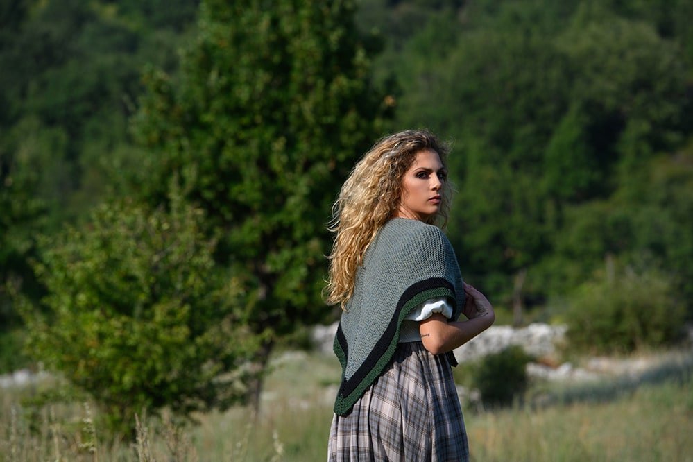 Outlander Claire's Rent Shawl Knitting Pattern - Handy Little Me Shop