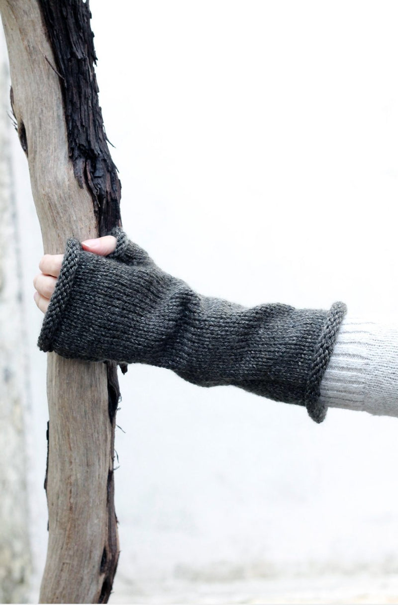 Simple knit fingerless gloves
