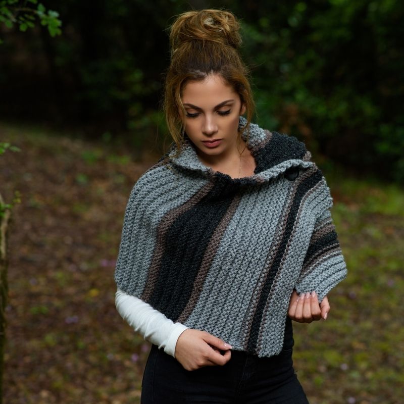 The Outlander Capelet Knitting Pattern - Handy Little Me Shop