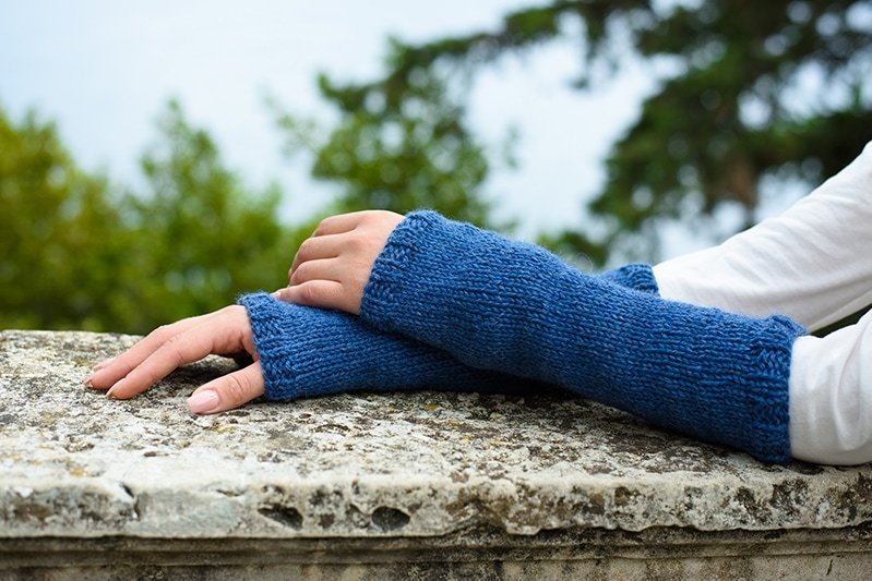 Je Suis Prest Arm Warmers Knitting Pattern - Handy Little Me Shop