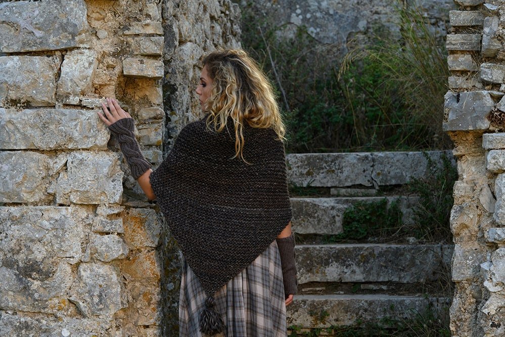 Sassenach Tassel Shawl Knitting Pattern - Handy Little Me Shop