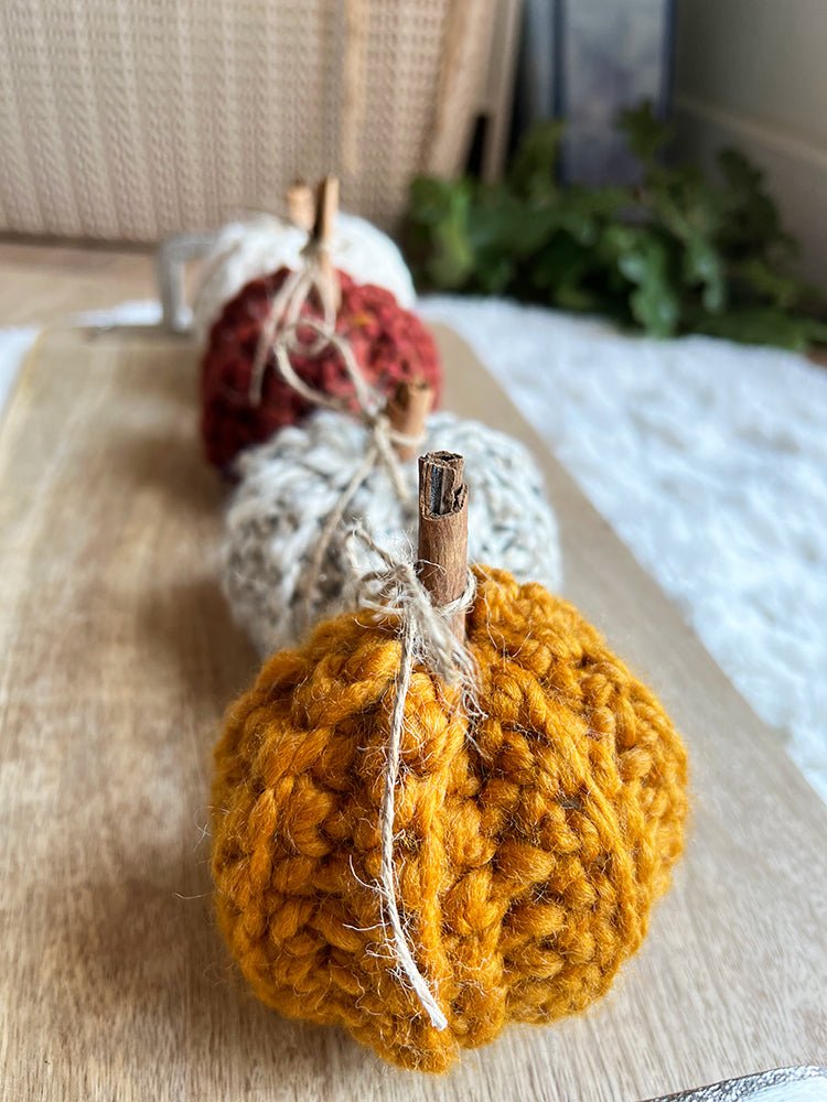 Crochet Pumpkin Pattern - Single Crochet Ribbing - Handy Little Me Shop