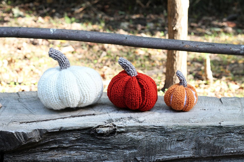 easy knit pumpkins