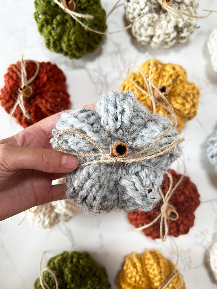 12 Beginner Pumpkin Knitting Patterns