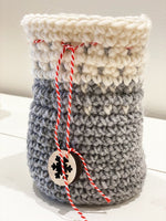 Crochet gift bag in grey and white yarn