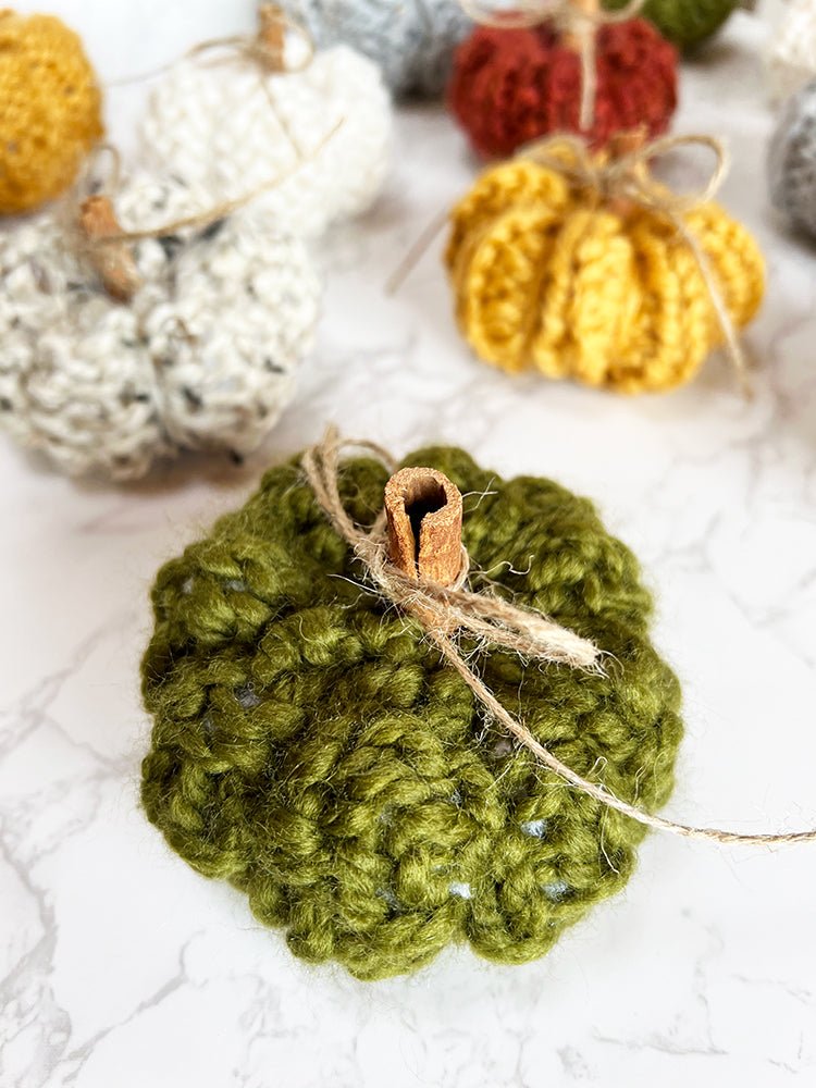 12 Beginner Pumpkin Knitting Patterns - Handy Little Me Shop