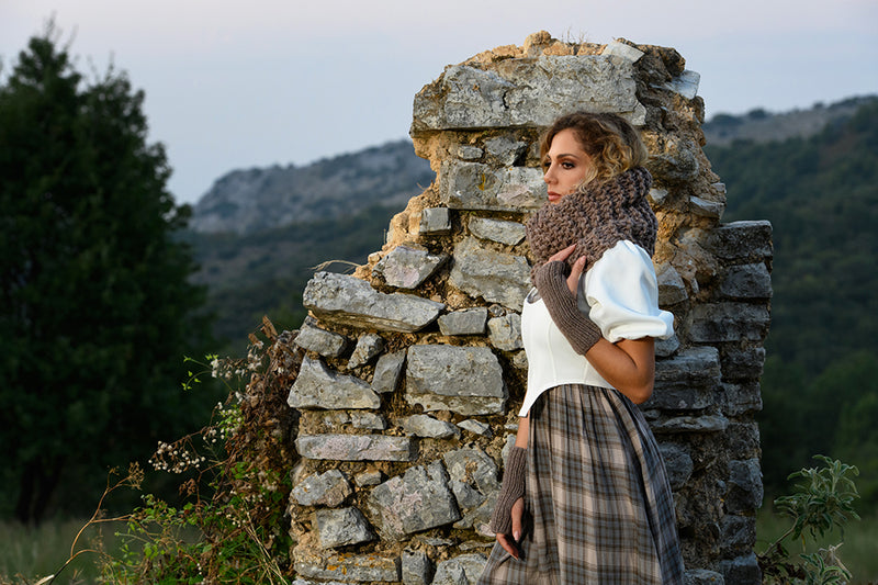 Outlander Claire Cowl Knitting Pattern