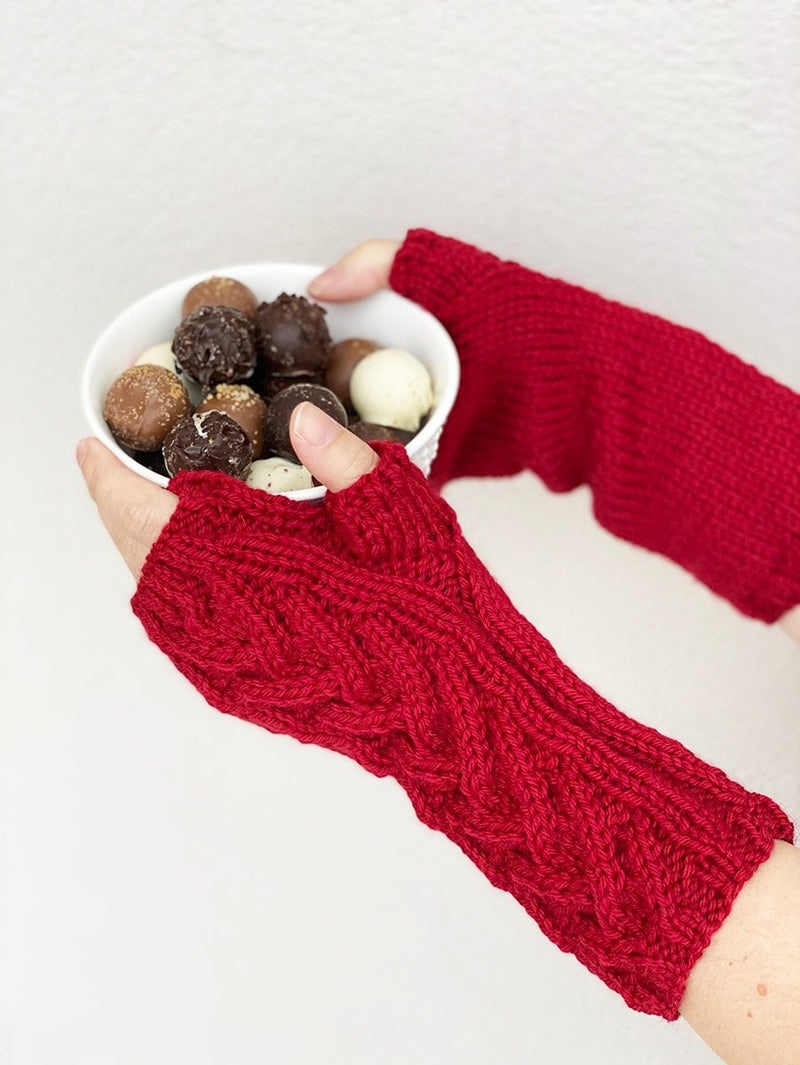 regency red cable knit fingerless gloves