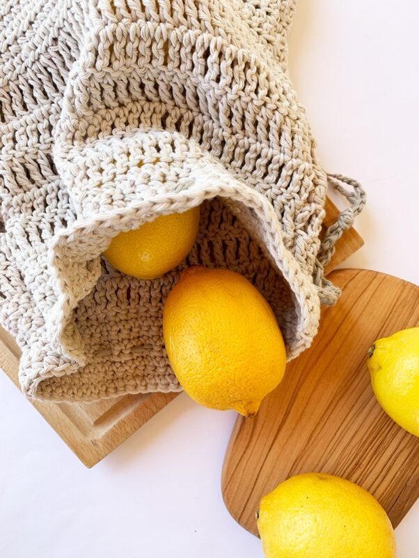 cotton drawstring bag with lemons