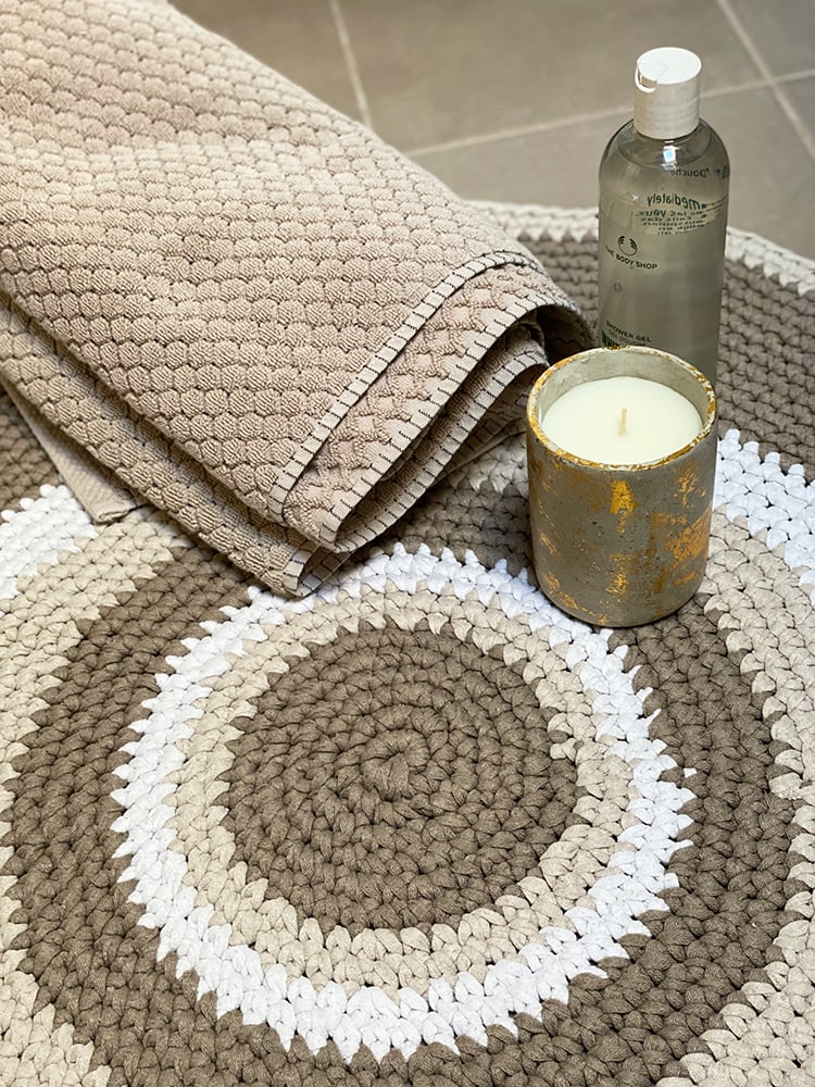 round crochet mat