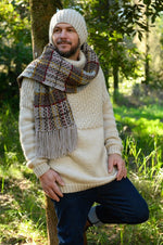 knitted scarf with fringing