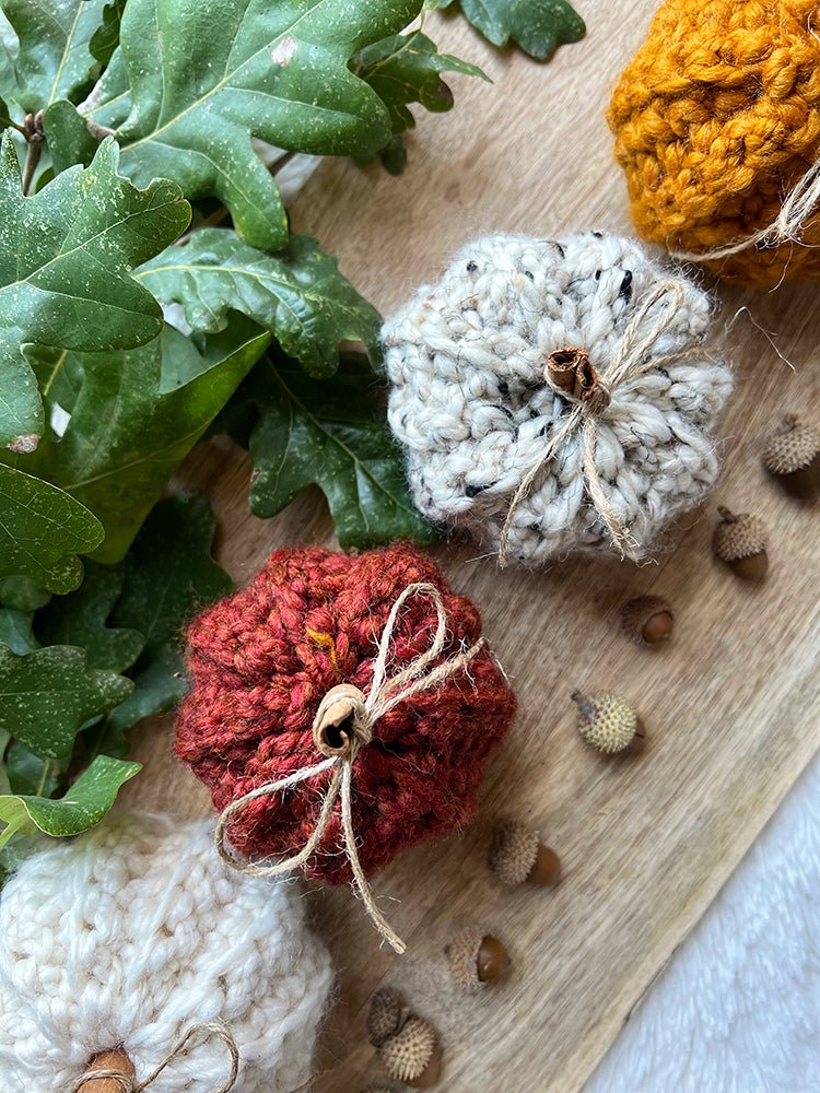 Crochet Pumpkin Pattern - Single Crochet Ribbing - Handy Little Me Shop