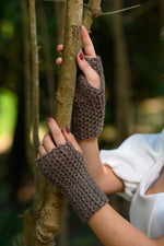textured crochet fingerless gloves